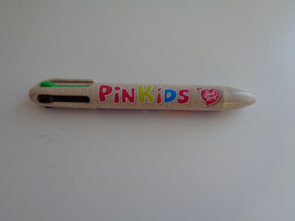 Bic 4 couleurs. Petit Pin Kids Pink lady 11 cm, Enlèvement ou Envoi, Neuf, Autres types