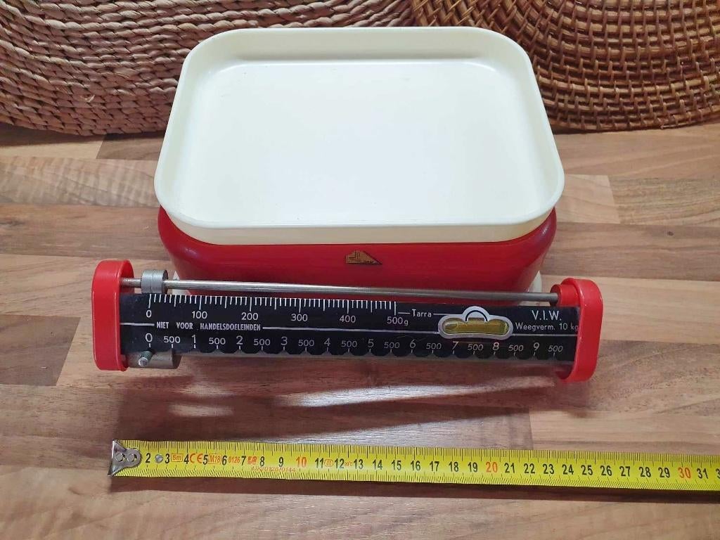 Balance domestique vintage, niveau ! Poids coulissants, Antiquités & Art, Enlèvement ou Envoi