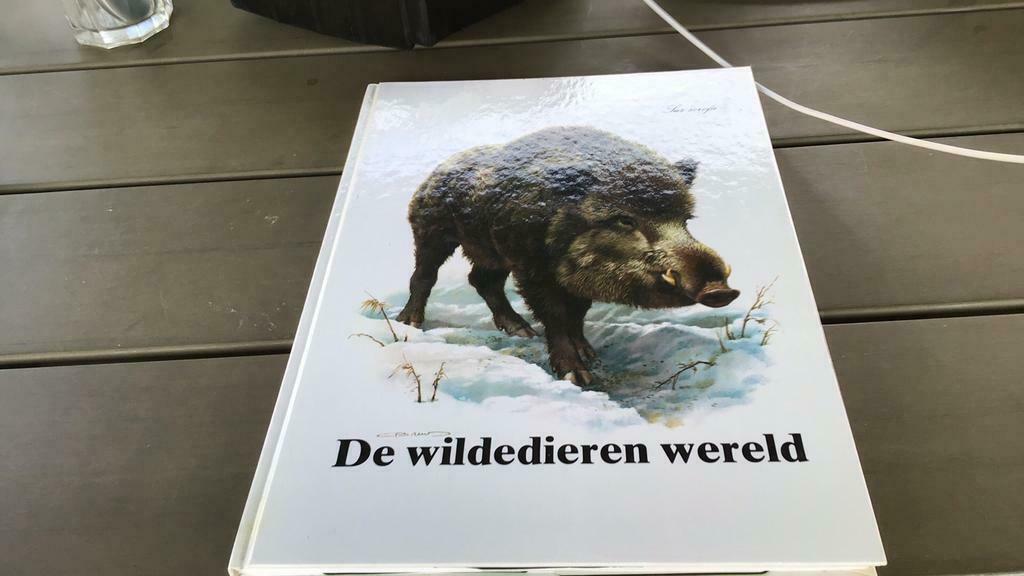 De wilde dieren wereld(e), Boeken, Ophalen, Zo goed als nieuw, Plaatjesalbum
