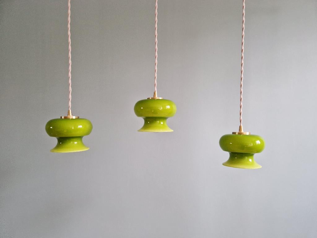 Suspension vintage en opaline verte (x8 pièces), 1960-70, Enlèvement ou Envoi