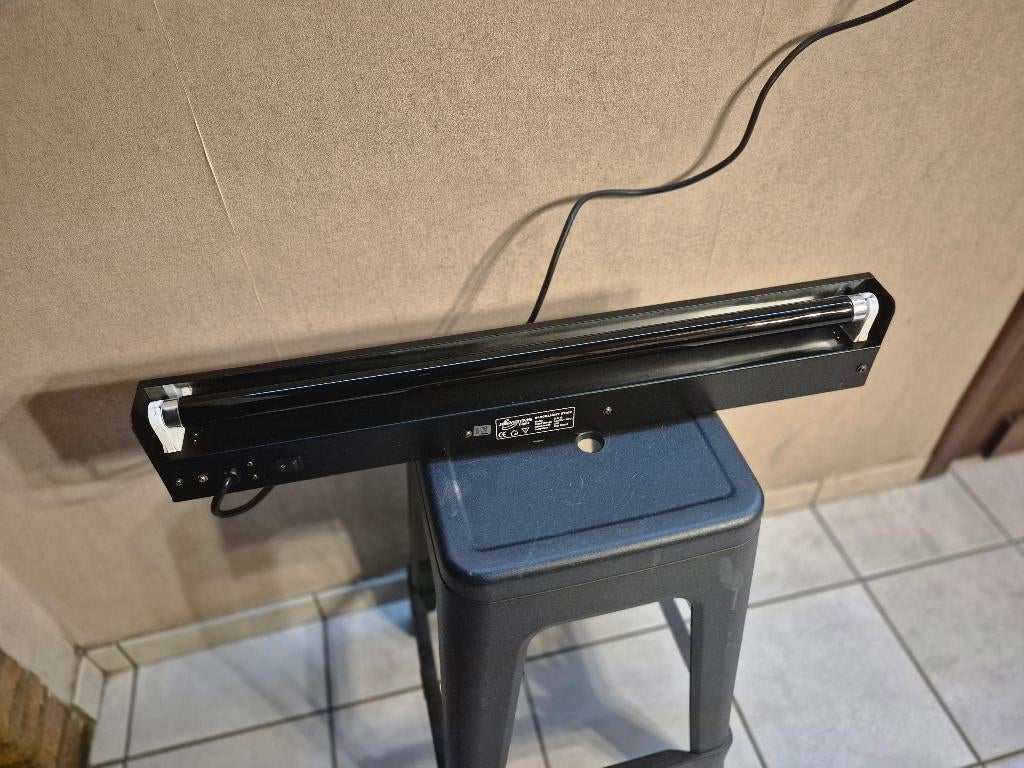 Blacklight JB.SYSTEMS TL 60cm met armatuur 25W, Enlèvement, Comme neuf, Lumières
