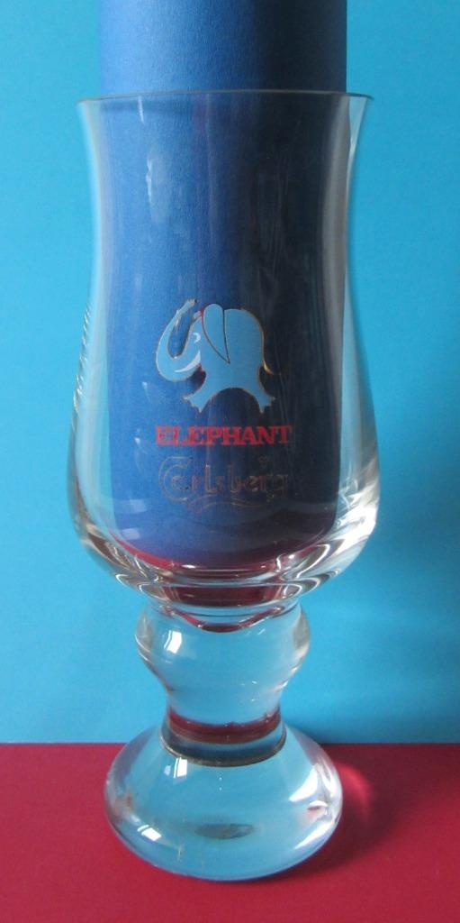 Elephant - Carlsberg - Bierglas zo goed als nieuw !, Verzamelen, Ophalen of Verzenden, Zo goed als nieuw, Bierglas