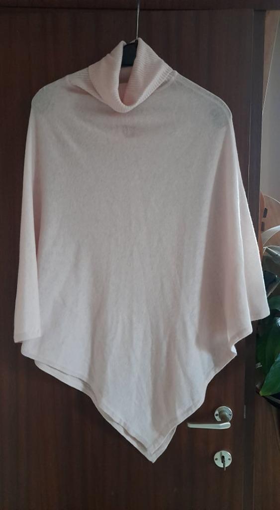 lichtgewicht roze poncho maat s/m, Maat 38/40 (M), Autre, Ophalen of Verzenden, Zo goed als nieuw