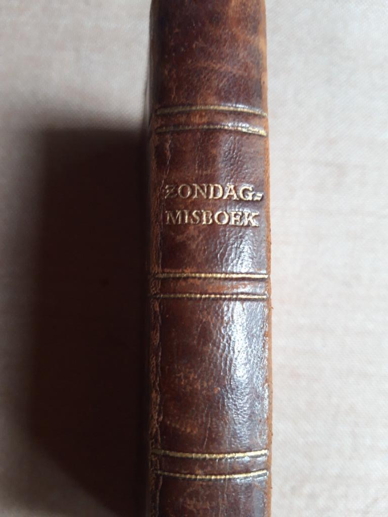 Roomsch Katholiek Zondagmisboek, Ophalen, Zo goed als nieuw, Maatschappij en Samenleving