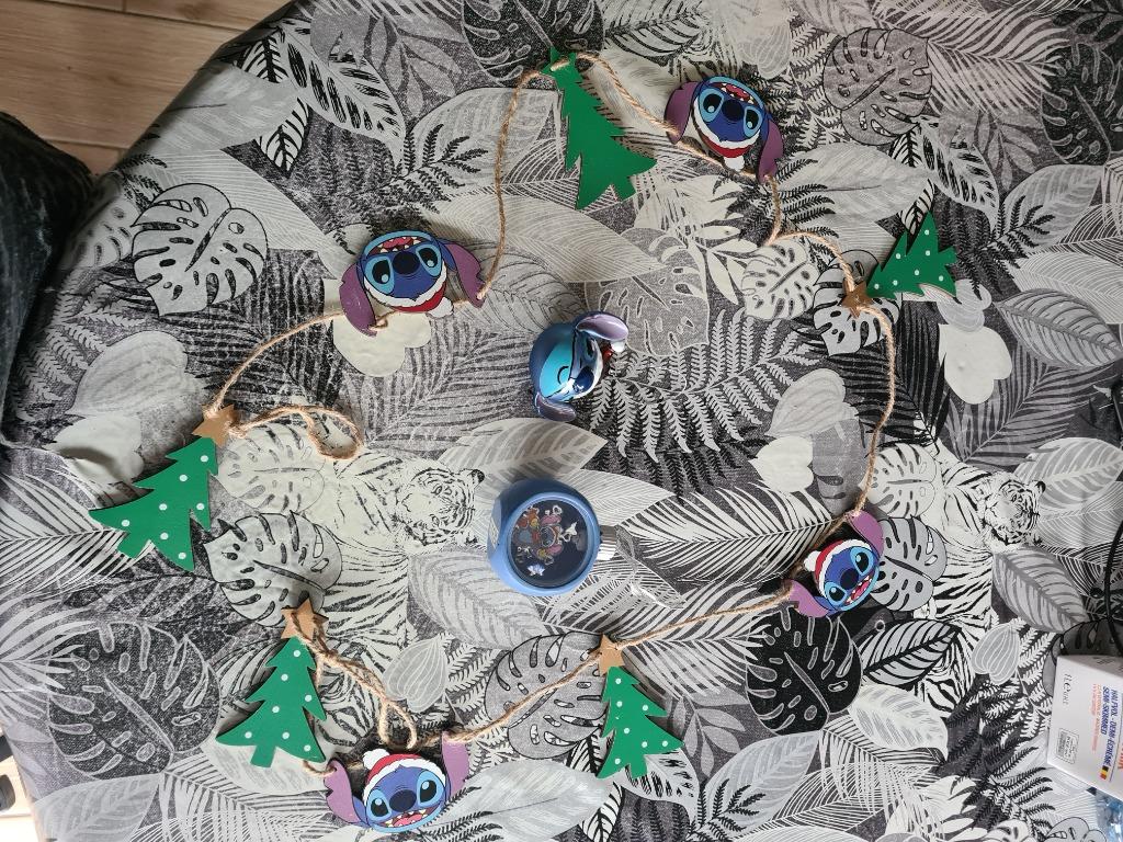 Ensemble guirlande et boules stitch Noël neuf, Enlèvement ou Envoi, Neuf