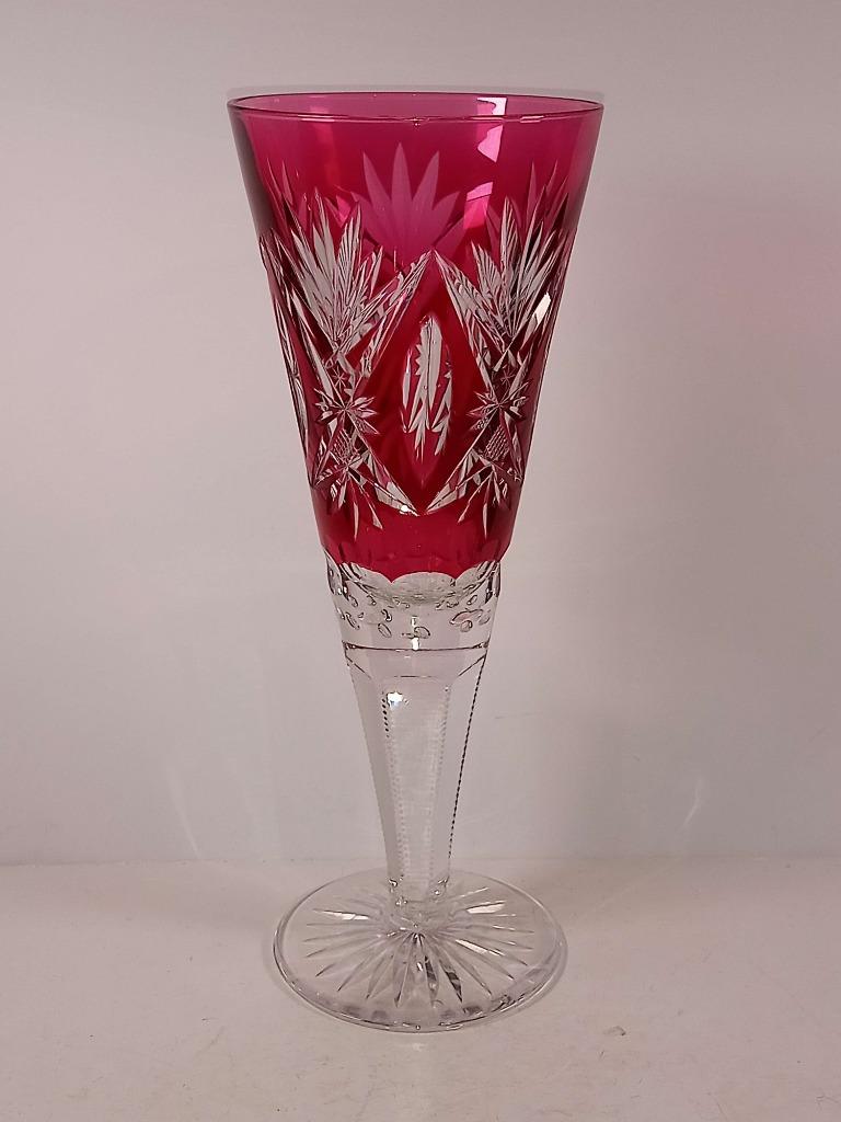 Vase val saint Lambert sur pied, Enlèvement