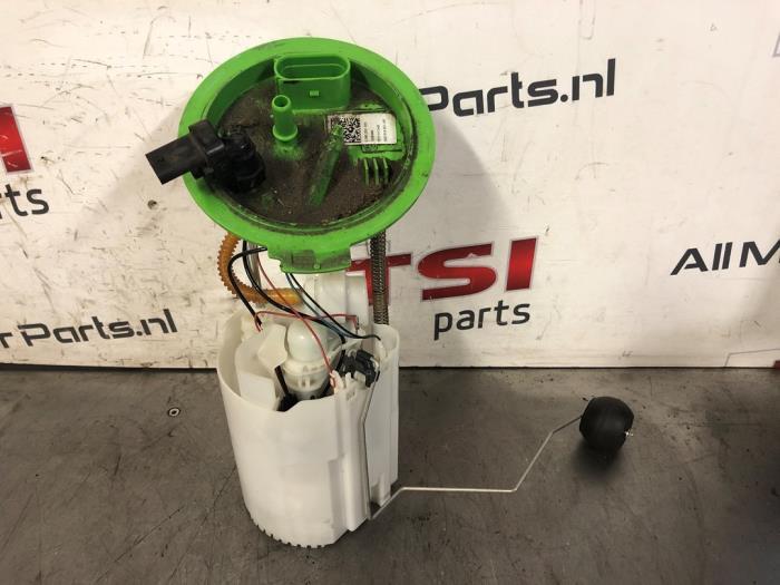 Pompe carburant électrique d'un Volkswagen Golf, Volkswagen, -, 3 mois de garantie, Utilisé