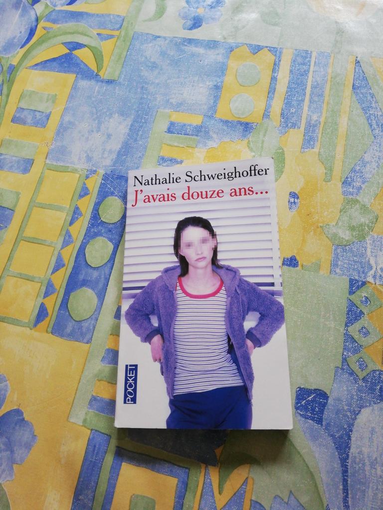 Nathalie Schweighoffer. J'avais douze ans..., Ophalen of Verzenden, Zo goed als nieuw