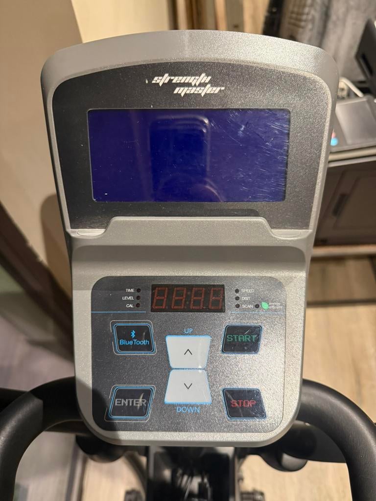 Step home trainer, Sport en Fitness, Ophalen, Zo goed als nieuw