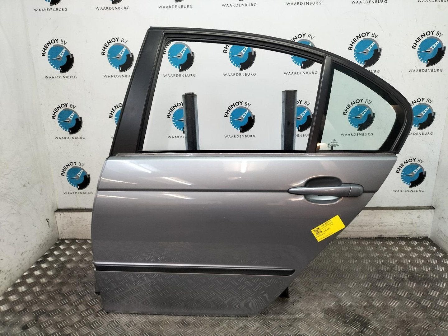 BMW 3 SERIES 316i Special Edition  PORTIER LA  2004, Ophalen of Verzenden, Gebruikt, ARN erkend
