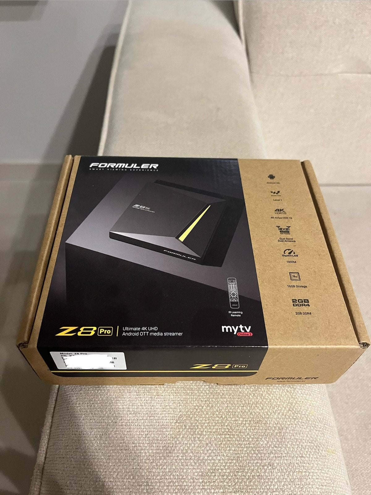 Formuler Z8 Pro - Ultimate 4K UHD Android OTT media streamer, Ophalen of Verzenden, Gebruikt