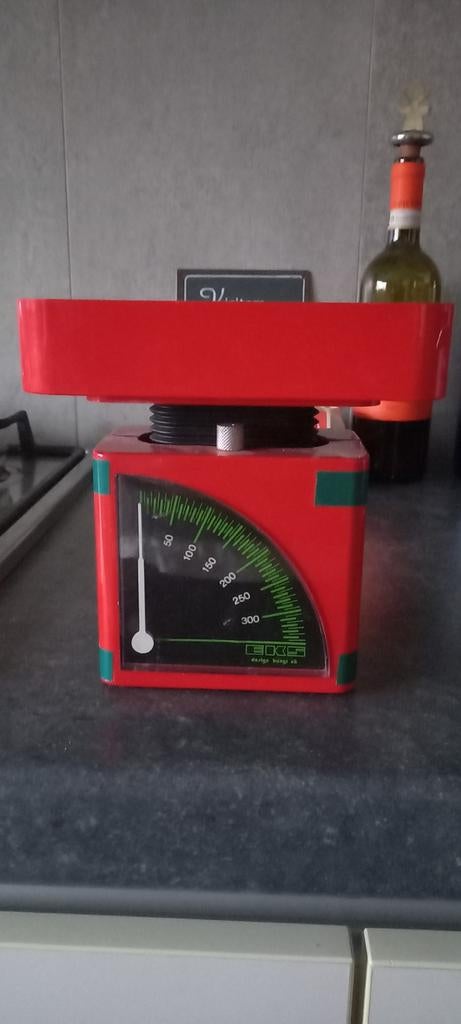 EKS keukenweegschaal retro, Ophalen