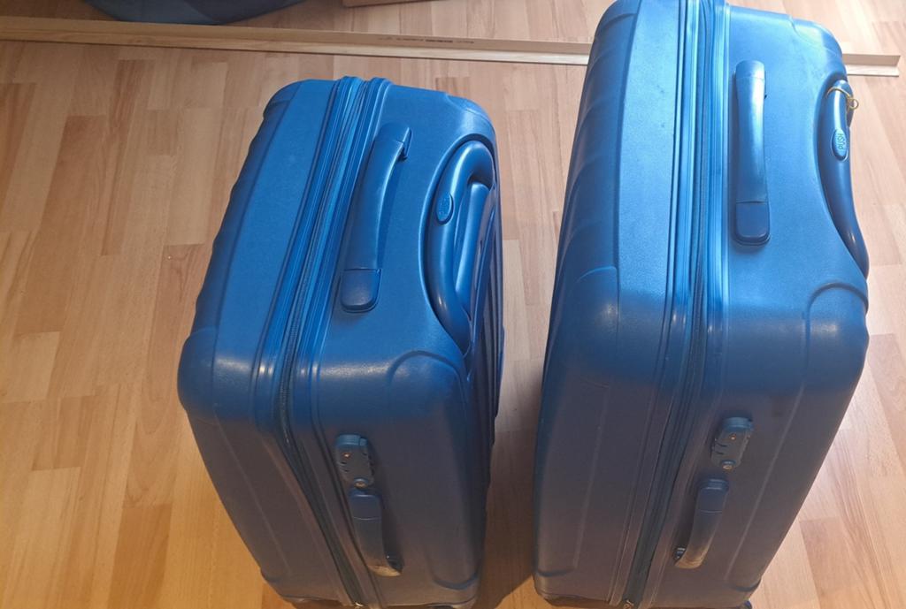 Stevige reiskoffers, Ophalen