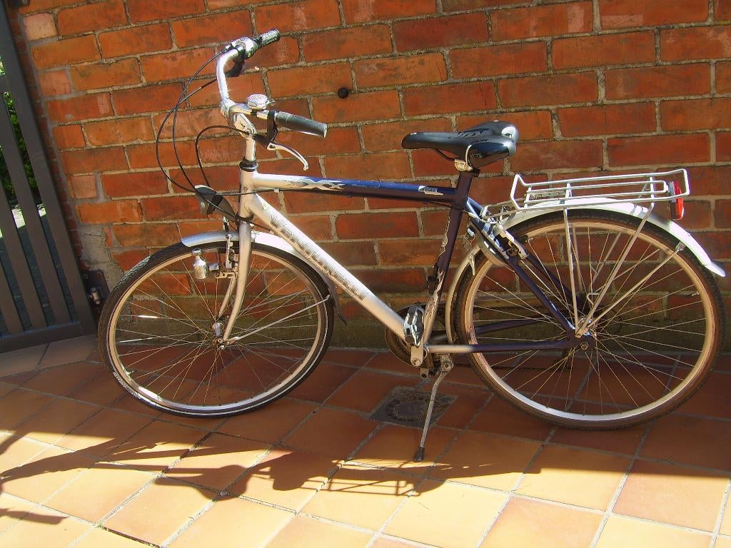 Herenfiets Venturelli 28'', Fietsen en Brommers, Fietsen | Heren | Herenfietsen, Gebruikt, Overige merken, 53 tot 57 cm, Versnellingen