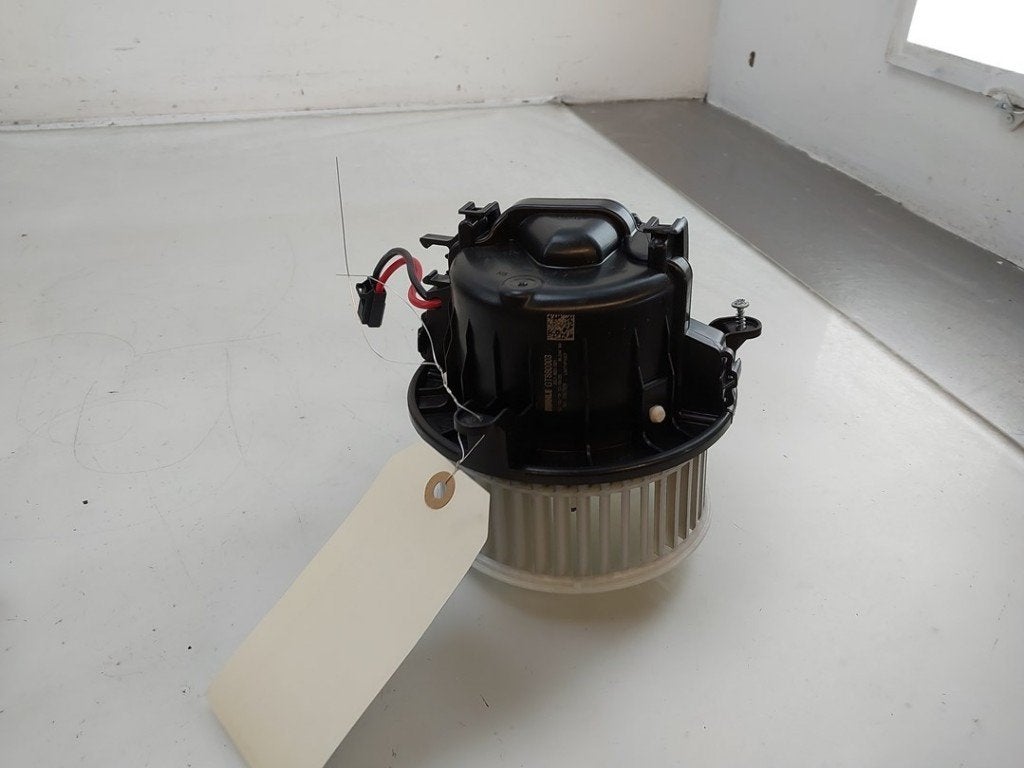 KACHEL VENTILATORMOTOR Volkswagen Polo VI (AW1), Gebruikt, Volkswagen, Volkswagen AG, Kundenbetreuung@volkswagen.de