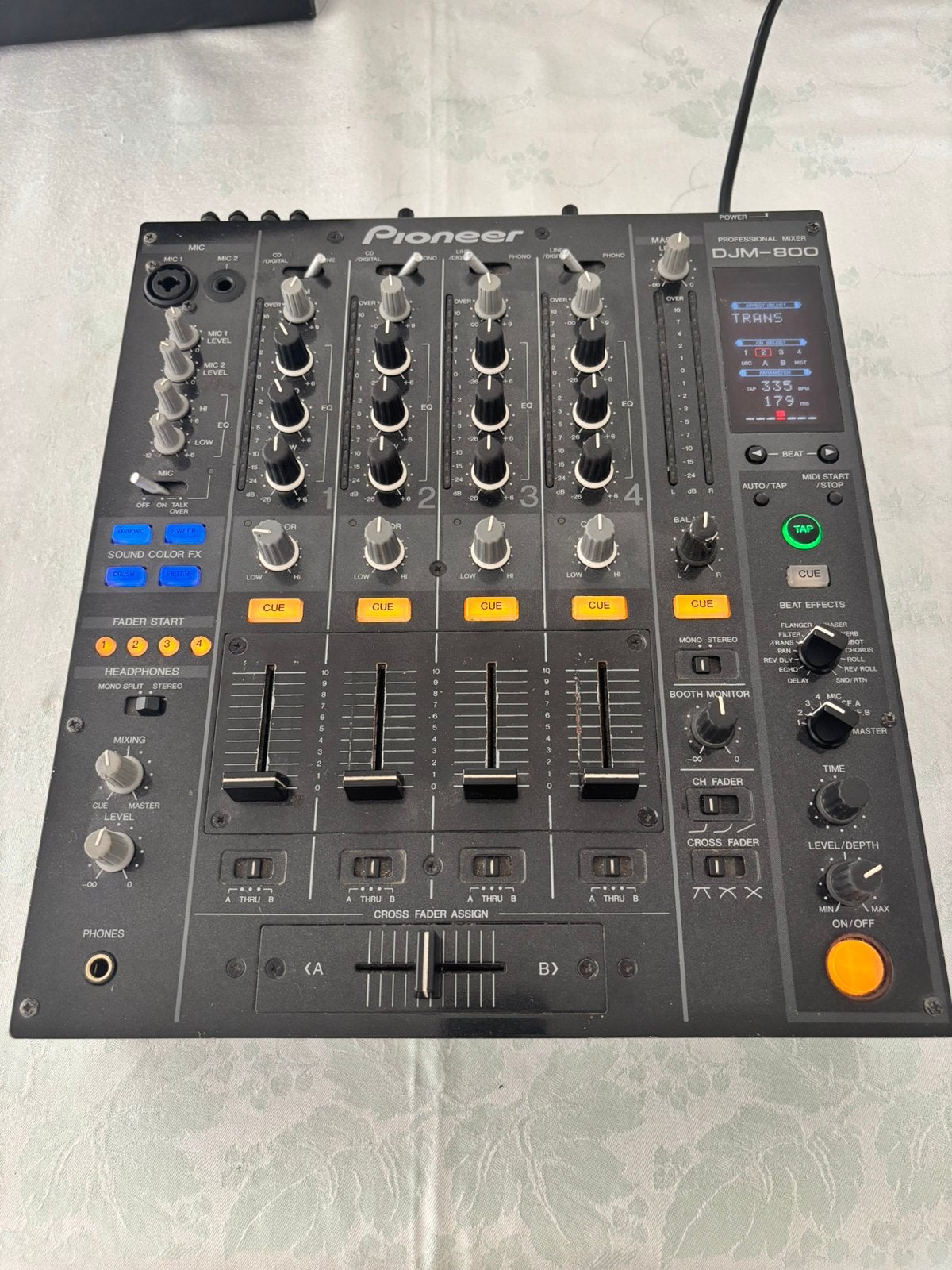 Pioneer DJM-800 Professionele 4-kanaals DJ Mixer, Muziek en Instrumenten, Mengpanelen, Gebruikt, Ophalen