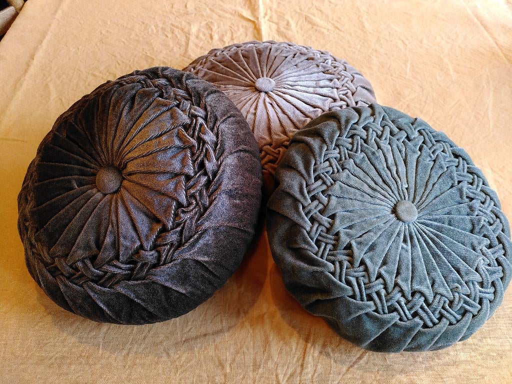 3 coussins ronds en velours faits main, Enlèvement ou Envoi, Comme neuf, Autres couleurs, Rond