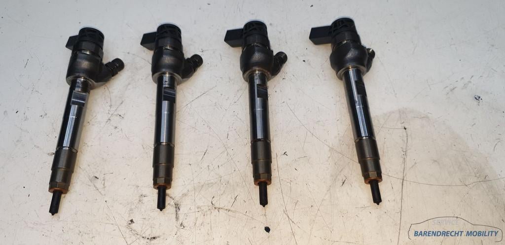 Injecteur diesel B47D20A BMW 8514148 pour BMW s ries 1, 3, 4, Petuelring 130
80788  Munich, DE, Info@bmw.de, Utilisé, BMW