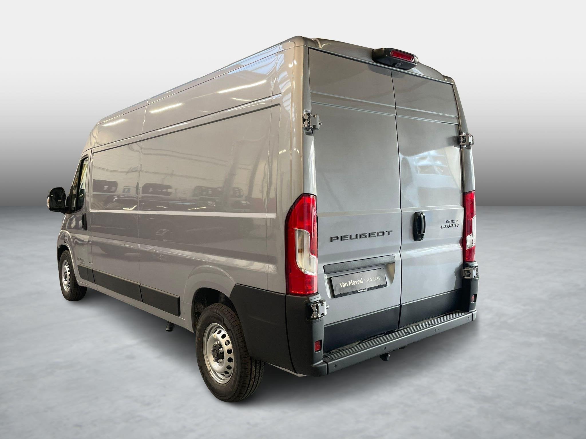 Peugeot Boxer 2.2 BlueHDi 140 S&S 435 L3H2 3.5t, Argent ou Gris, Achat, Euro 6, 2260 kg