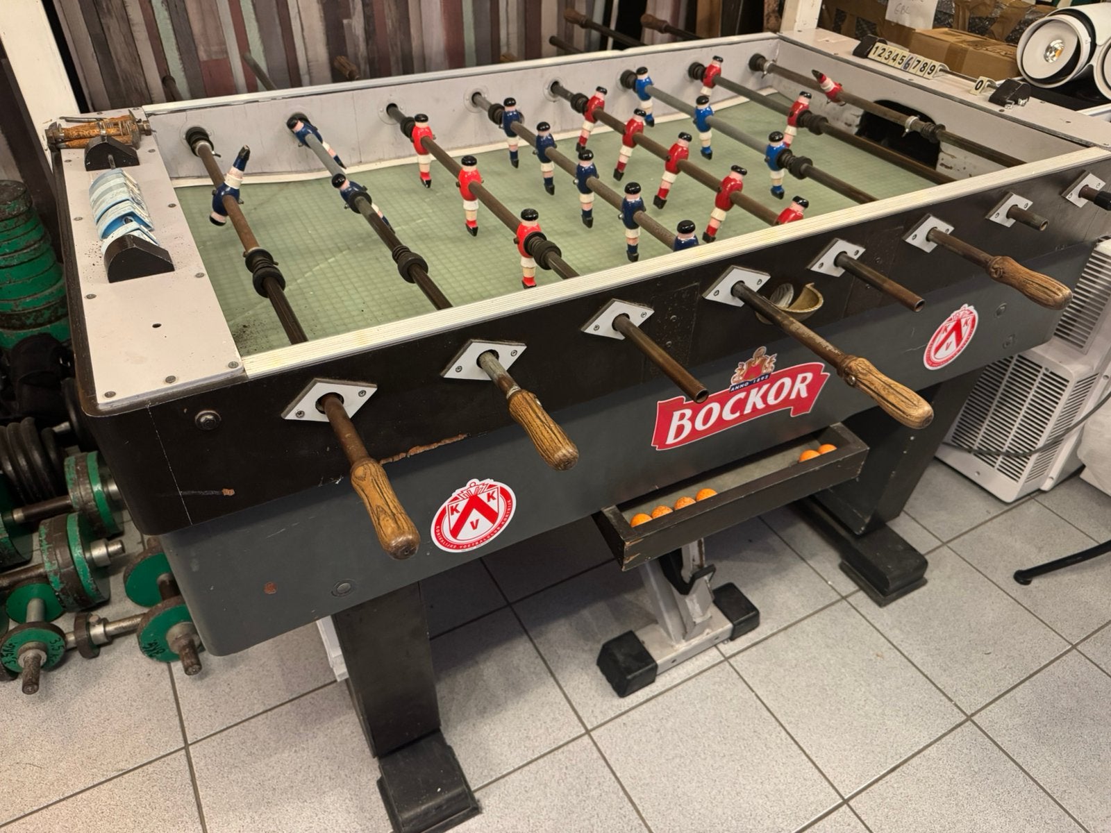 Kicker, Enlèvement, Comme neuf