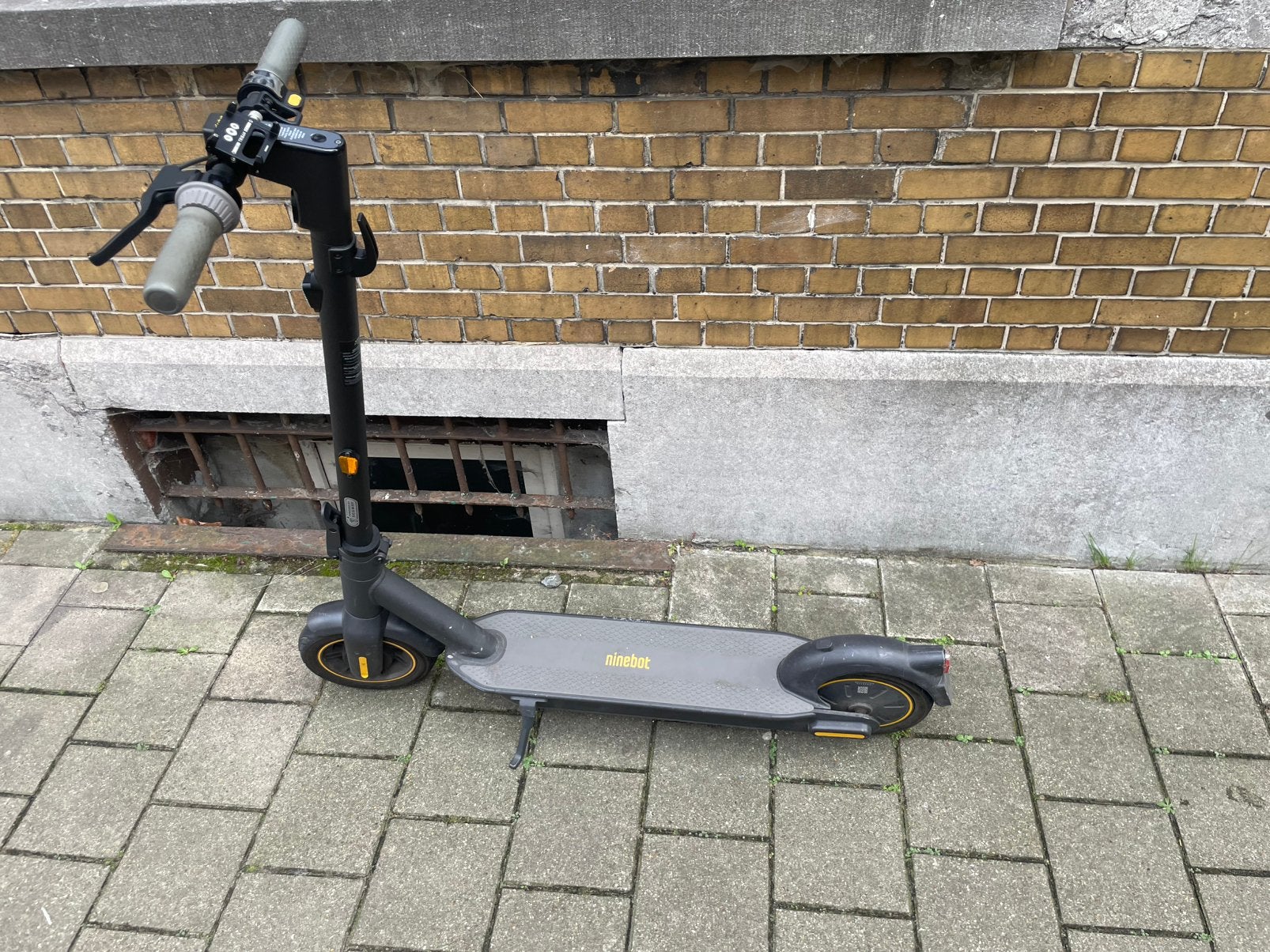 Ninebot MAX G30 II, Vélos & Vélomoteurs, Enlèvement, Utilisé, Step électrique (E-scooter)