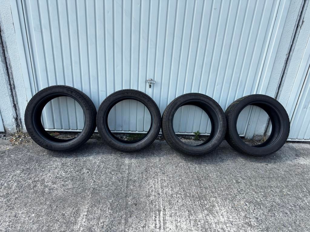 4x Michelin winterbanden 235/45/18, Auto-onderdelen, Ophalen, 18 inch, Gebruikt, Winterbanden