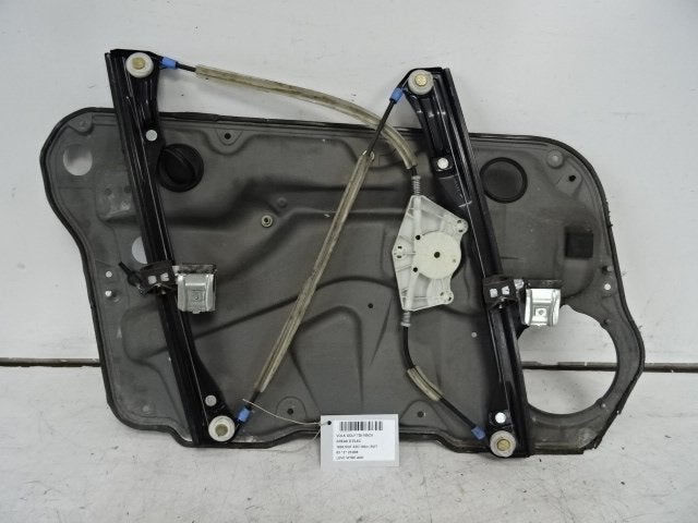 VITRE MECANISME AVANT DROIT Golf IV Variant (1J5), Volkswagen, Volkswagen AG, Utilisé, Kundenbetreuung@volkswagen.de