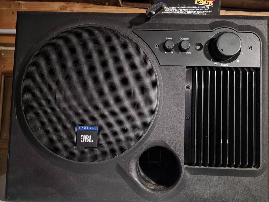 Subwoofer controle JBL SUB 6, Ophalen, Zo goed als nieuw