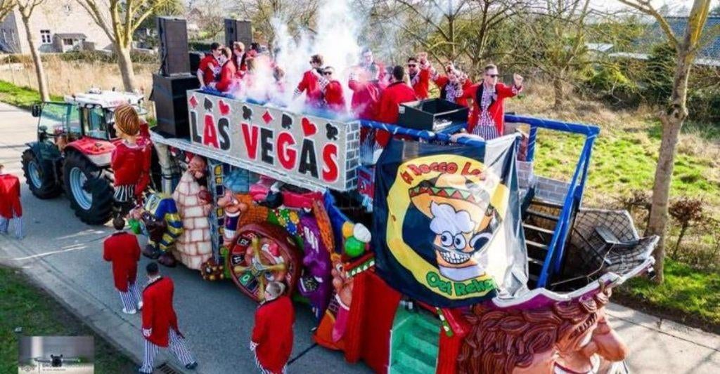 carnavalswagen te huur, Enlèvement