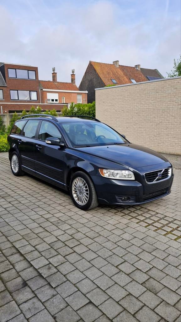 TE KOOP: VOLVO V50 UIT 2011, EURO 5 2.0 DIESELMOTOR, HANDGES, Auto's, Euro 5, Airconditioning, Diesel, Particulier