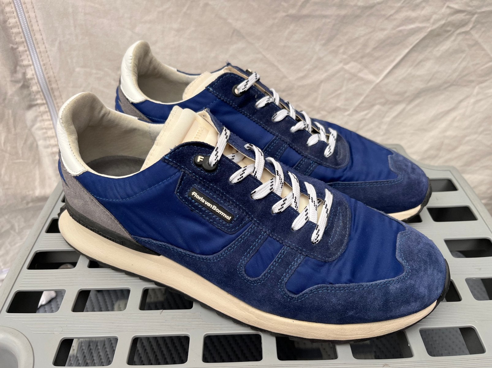 Floris van Bommel sneakers maat 9 / 43, Vêtements | Hommes, Chaussures, Enlèvement ou Envoi, Comme neuf, Bleu, Baskets