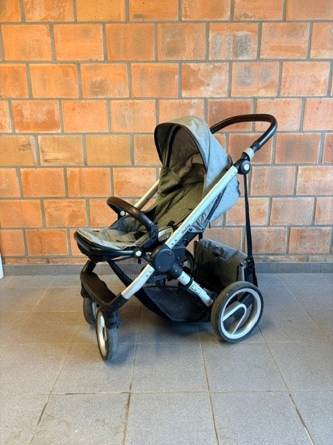 MUTSY EVO GRIJZE KINDERWAGEN MET ALLE ACCESSOIRES, Poussette combi, Comme neuf, Enlèvement, Avec nacelle