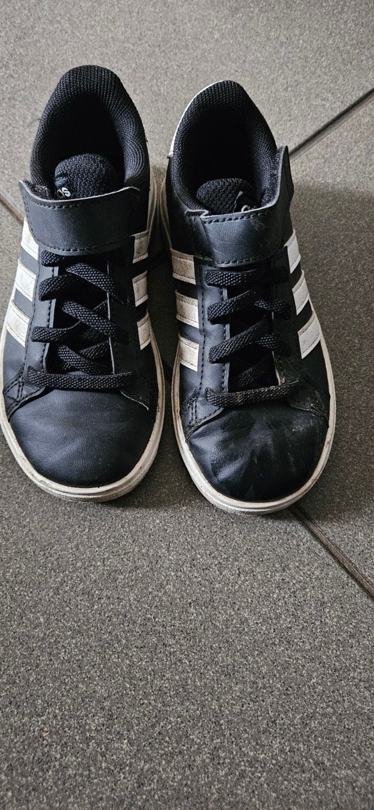 Adidas schoenen maat 29, Ophalen