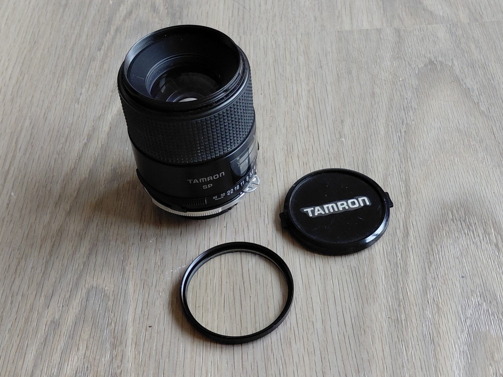Tamron SP 90mm f/2.5 Macro 52BB, 90 mm, Enlèvement ou Envoi, Filtre inclus, Tamron