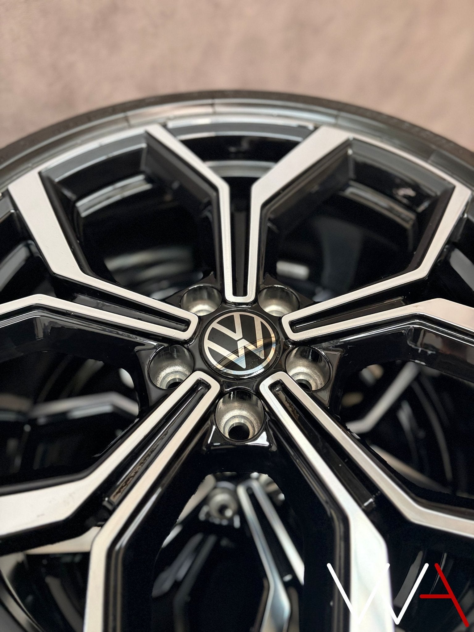 18'' Volkswagen Polo GTI AW Faro velgen DEMO Origineel, Pneus et Jantes, 215 mm, Véhicule de tourisme, Pneus été