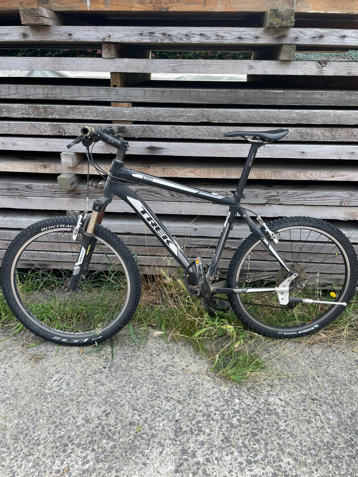 mountainbike Trek 4300, Ophalen, Gebruikt, Velgrem, 49 tot 53 cm