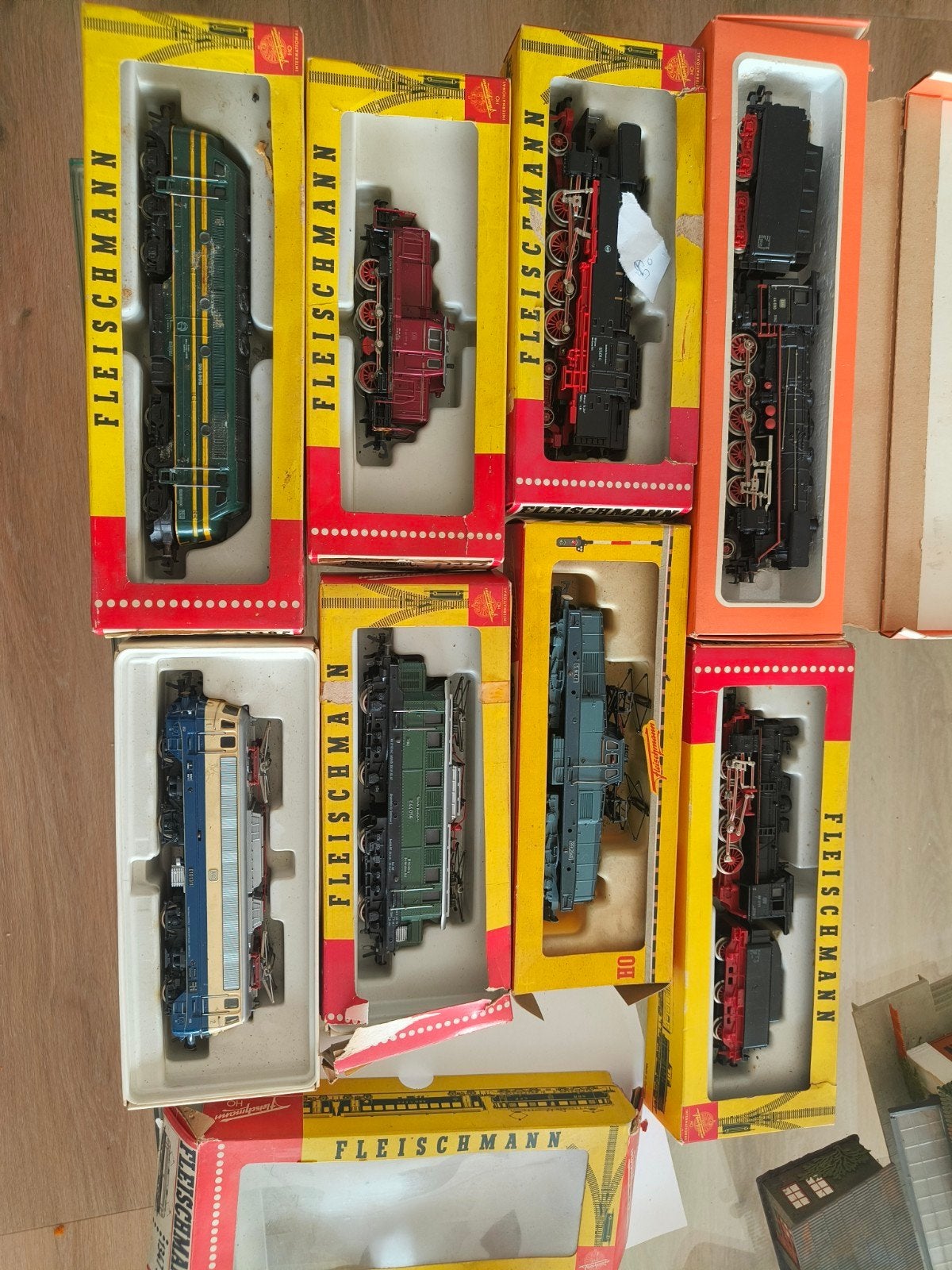 Fleischmann HAMO HO lot — 8 locomotieven + 27 wagons + rails, Hobby en Vrije tijd, Modeltreinen | H0, Locomotief, Fleischmann