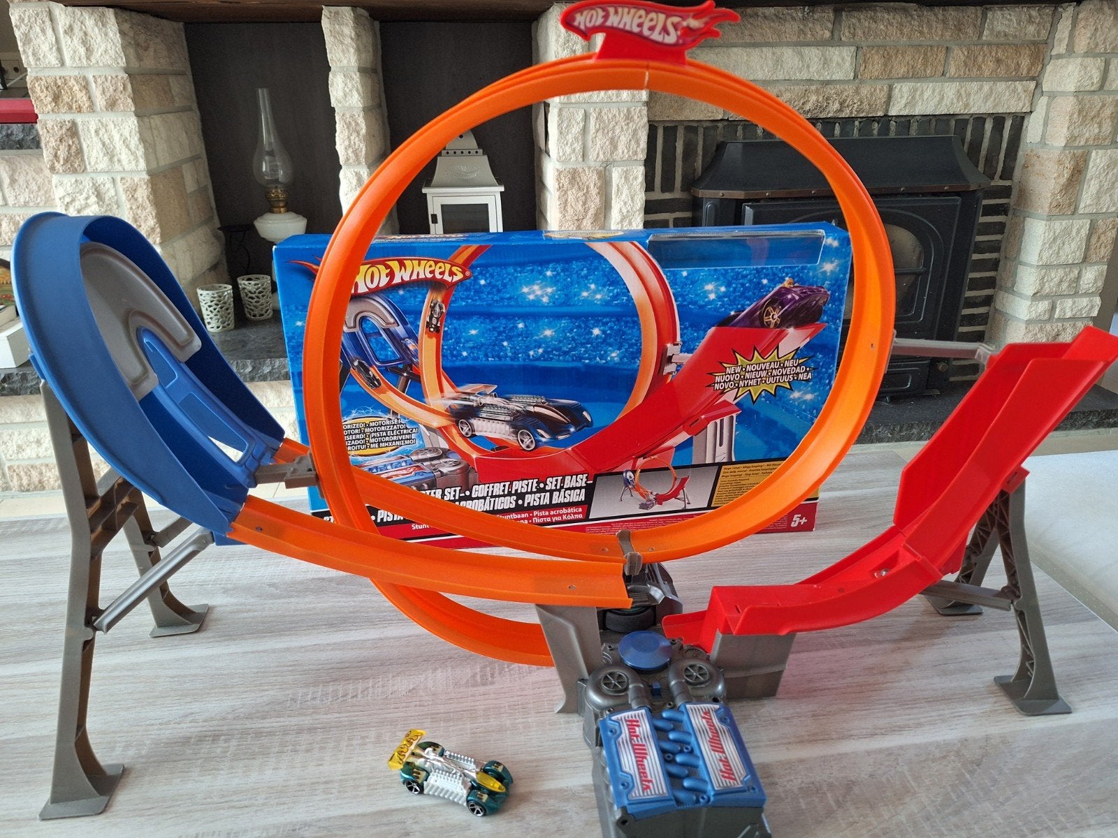 Hot Wheels set met grote looping, Enlèvement, Comme neuf, Hot Wheels, Avec looping
