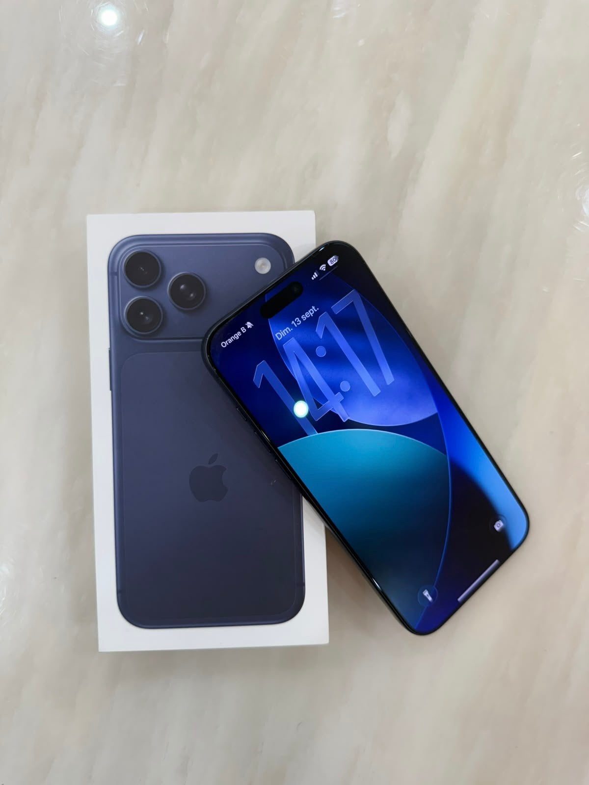 Iphone 17 pro max 256 gb + Coque Apple + Porte carte Apple, 256 GB, Enlèvement ou Envoi, Autres modèles, Utilisé