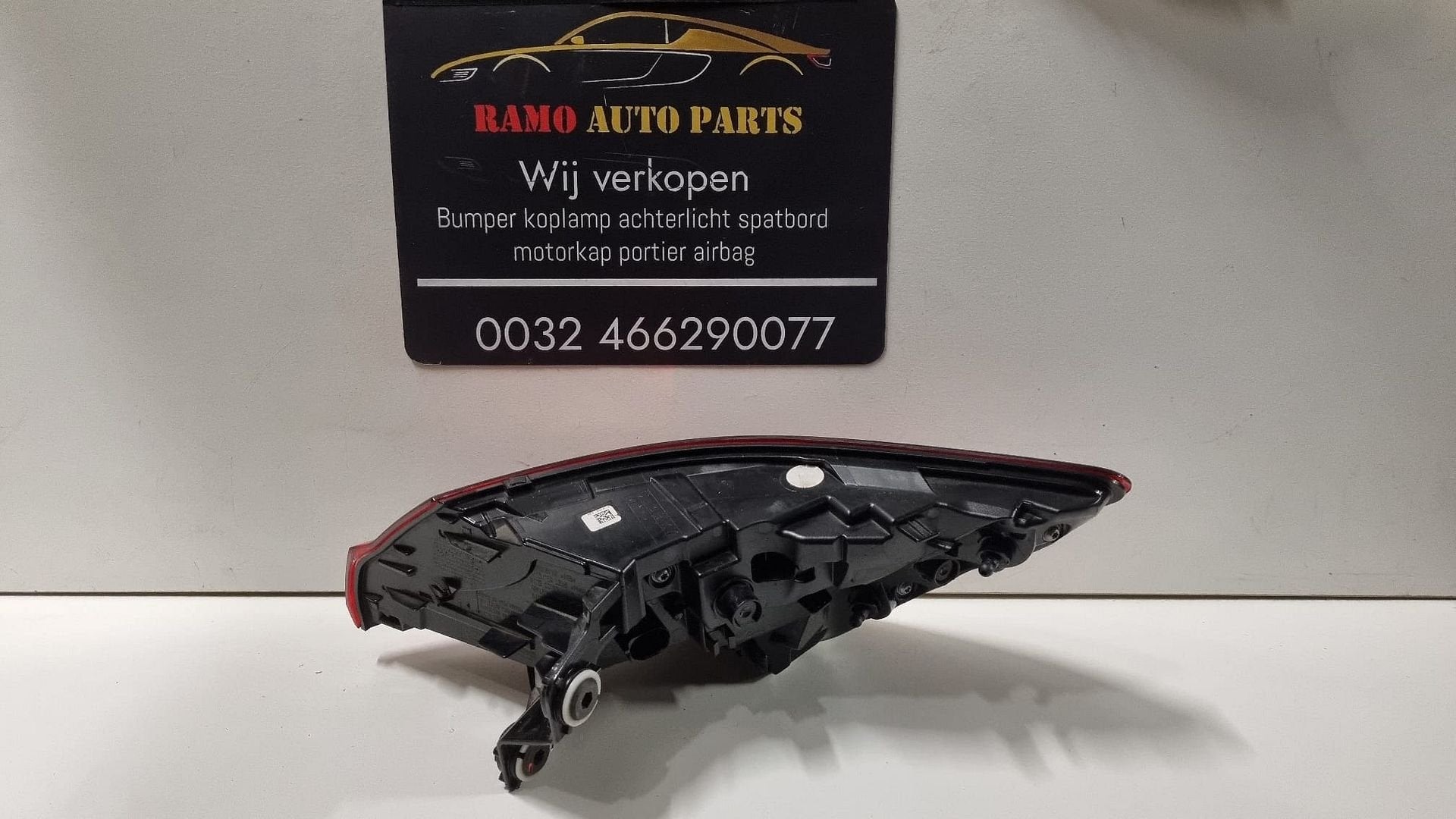 AUDI E-TRON 4K LED ACHTERLICHT 4KE945091B, Gebruikt, -, -, -