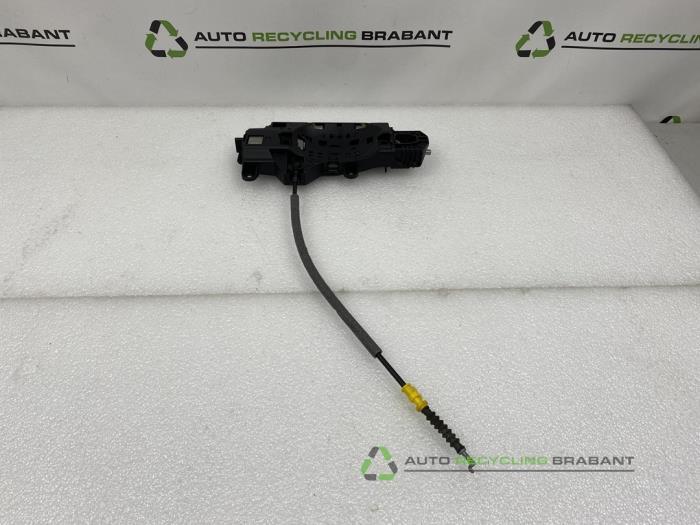 Poignée portière 4portes avant gauche d'un Audi A4, Autos : Pièces & Accessoires, -, 3 mois de garantie, Utilisé, -