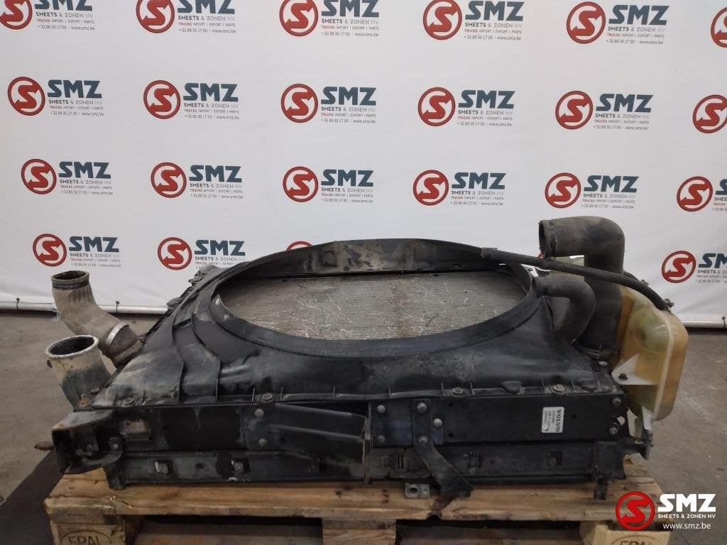 Occ radiateur + intercooler Volvo FM 20536920 3183, Utilisé, Volvo, Moteur et Accessoires