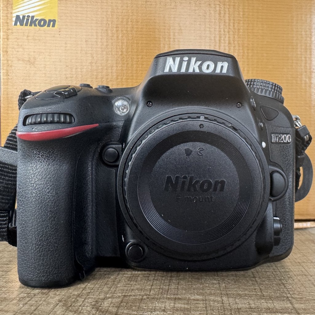 Nikon D7200 + lenzen + accessoires, Audio, Tv en Foto, Ophalen, Spiegelreflex, Zo goed als nieuw, Bodydop