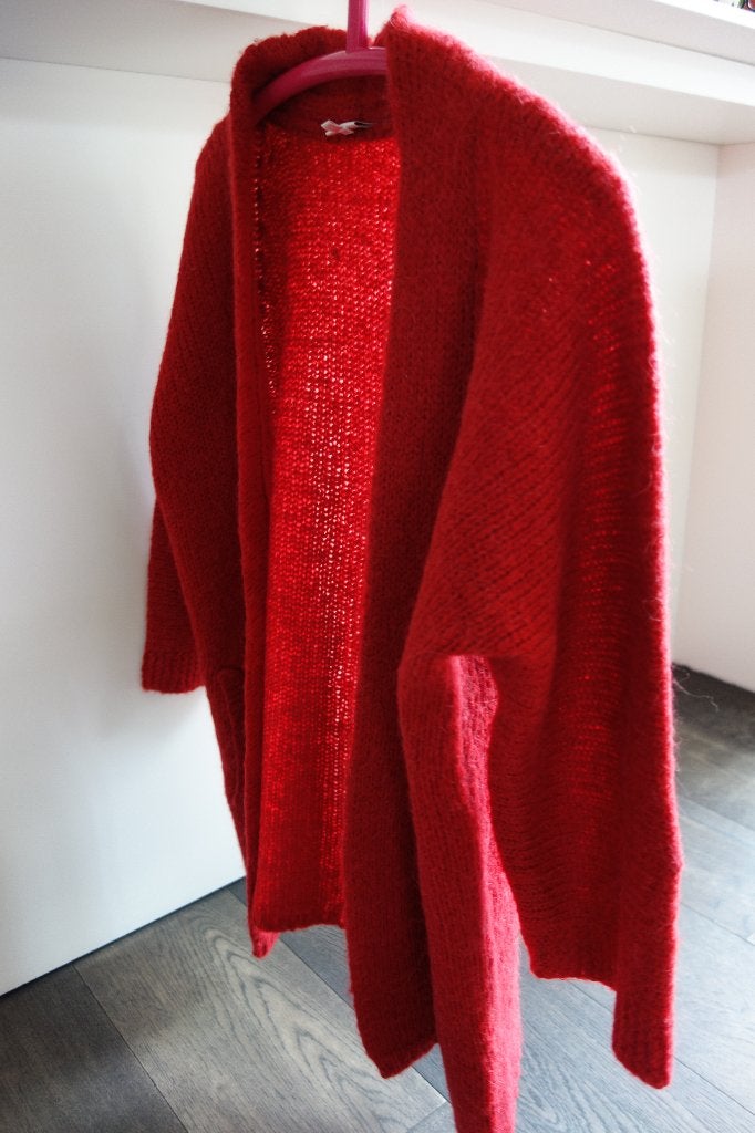 Cardigan ouvert rouge "MAYERLINE", Vêtements | Femmes, Mayerline, Envoi, Porté, Rouge