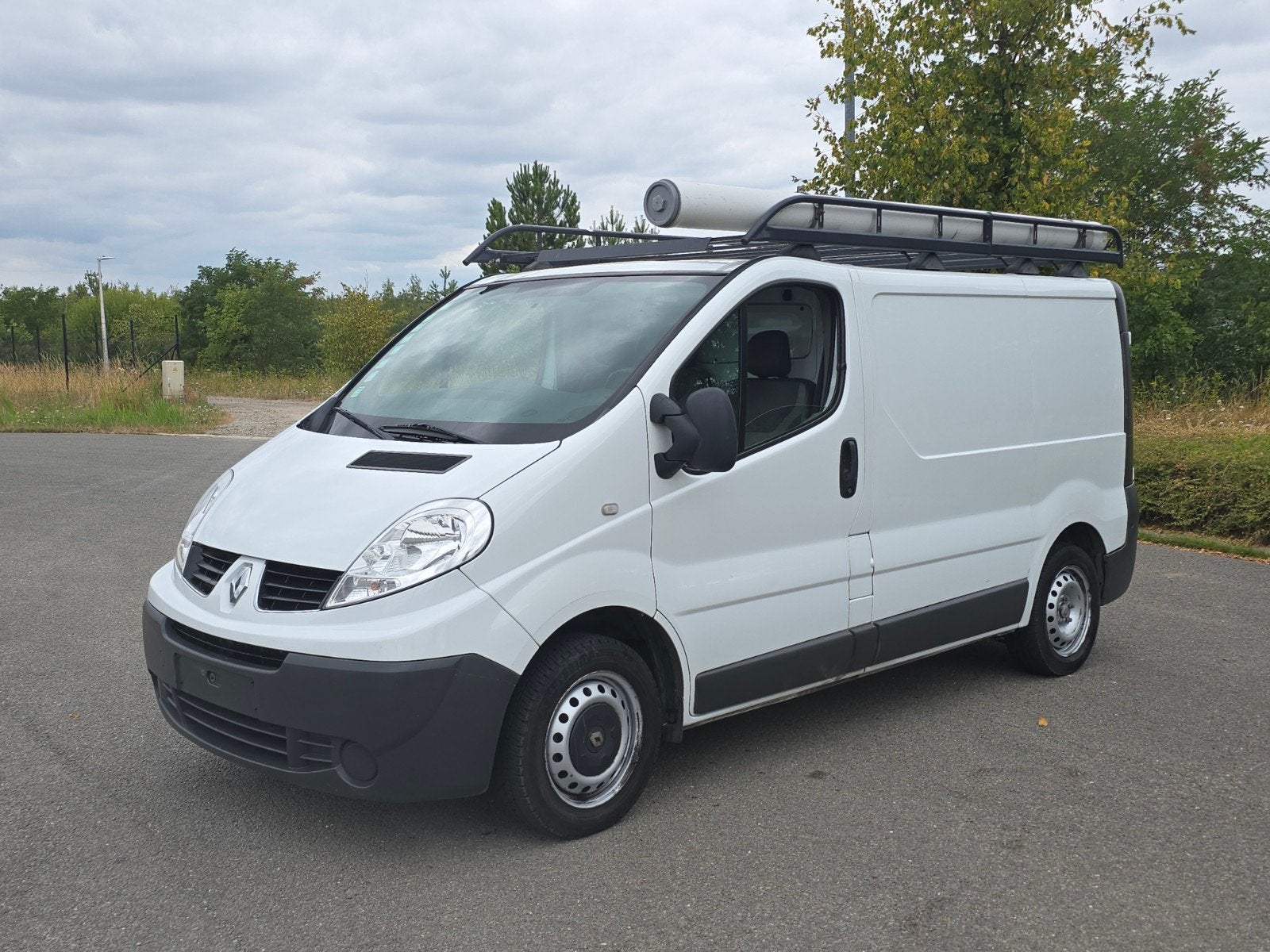 Renault traffic 2.0 71.000Km BTW WAGEN lichtevracht/GARANTIE, Autos, Camionnettes & Utilitaires, Achat, Entreprise, Diesel, https://public.car-pass.be/vhr/a4987e03-c438-4b2c-83f3-c4f7e1cd4781