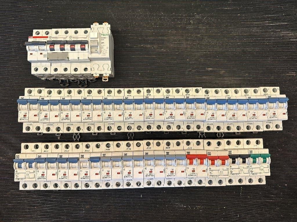 Zekeringen en differentieel 6A, 10A, 20A, 40A, Ophalen, Gebruikt, Overige typen