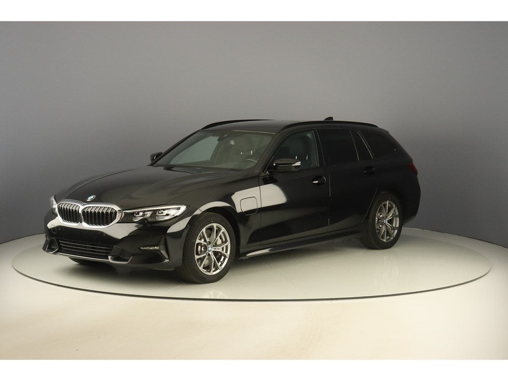 BMW 330 e Touring 292pk Sport Pack Travel, Auto's, Automaat, 32 g/km, 292 pk, Parkeersensor