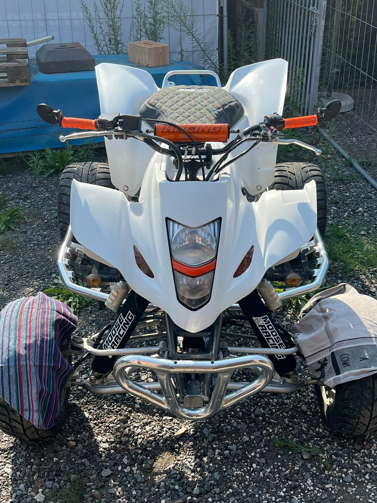 Suzuki ltz 400 valenti, Motoren