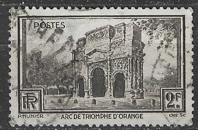 Frankrijk 1938 - Yvert 389 - Triomfboog van Orange (ST), Verzenden, Gestempeld