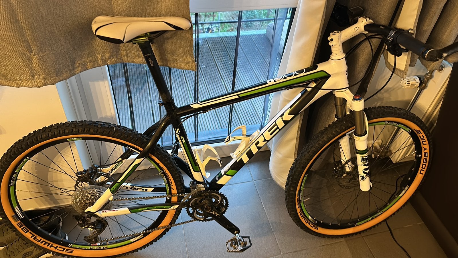 Mountenbike trek, Fietsen en Brommers, Ophalen of Verzenden, Zo goed als nieuw, Trek